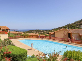 Studio Les Villas de Cavalaire-2 by Interhome